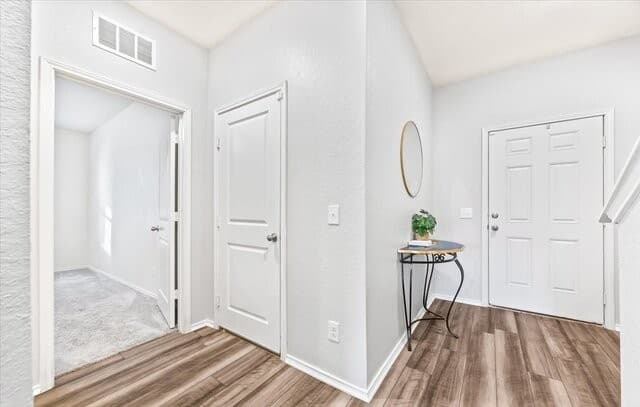 Home for sale at 13517 Sunrise Meadow in St Hedwig, TX — photo 5