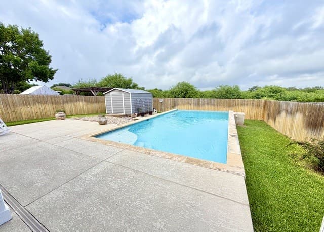 Home for sale at 333 Soapstone in Cibolo, TX — photo 3