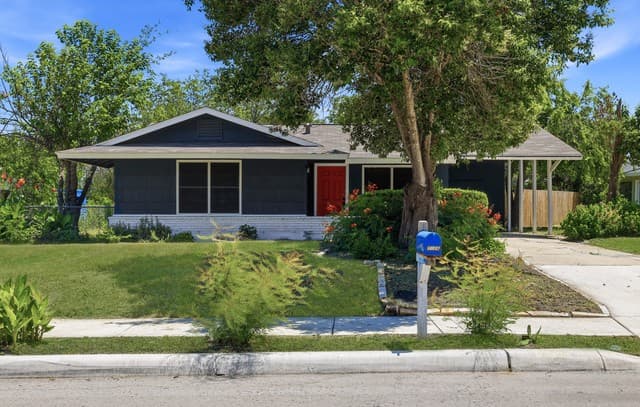 Home for sale at 7126 Westbriar in San Antonio, TX — photo 1