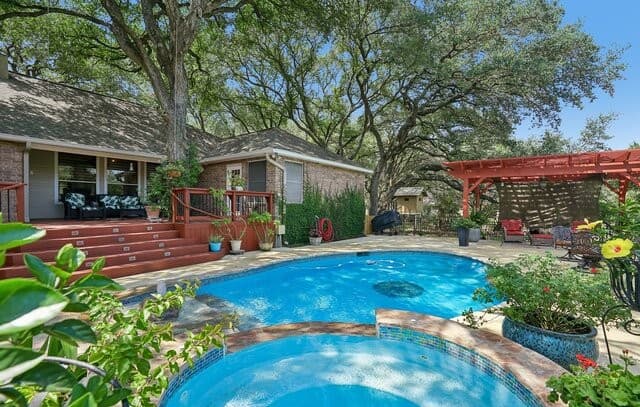 4-bedroom home for sale at 9331 Gardenia Bend Dr in Garden Ridge TX