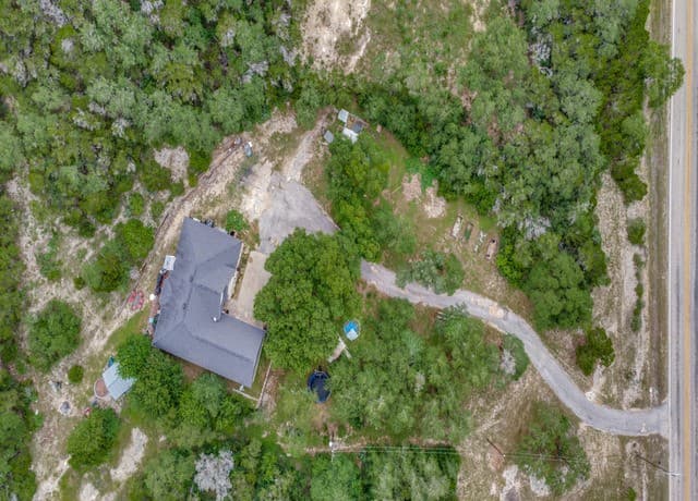 Home for sale at 2502 Park Road 37 in Helotes, TX — photo 5