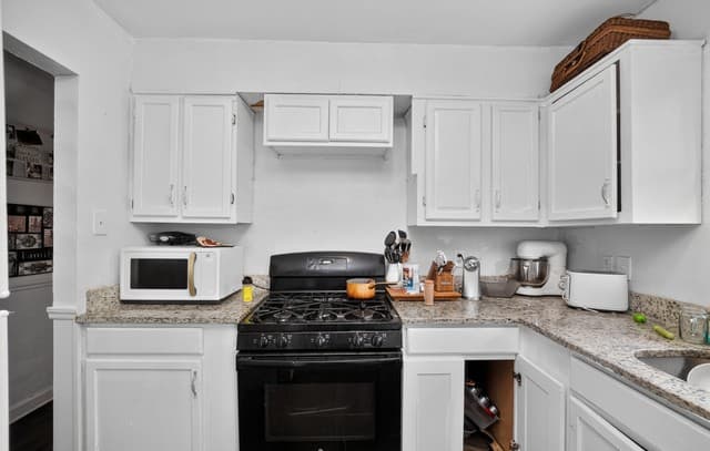 Home for sale at 3202 Annarose in San Antonio, TX — photo 4