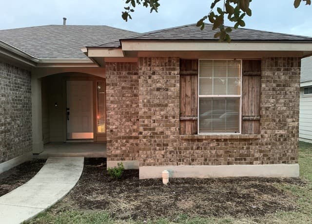 3-bedroom rental at 4618 Everett Loop in Converse, TX — photo 3