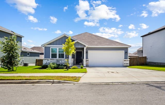 3-bedroom rental at 235 Brook Shadow in Cibolo, TX — photo 1