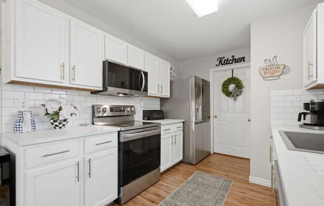 Home for sale at 9118 Sahara Woods in Universal City, TX — photo 5