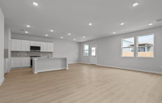 Home for sale at 9954 Chavaneaux Lndg in San Antonio, TX — photo 4
