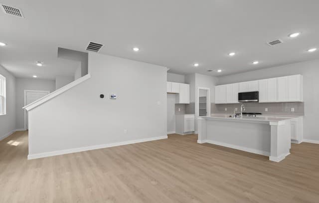 Home for sale at 9954 Chavaneaux Lndg in San Antonio, TX — photo 5