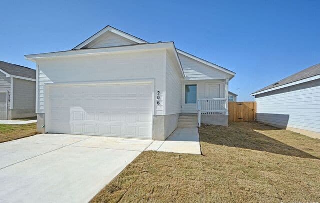 3-bedroom rental at 206 Charles Way in Marion TX