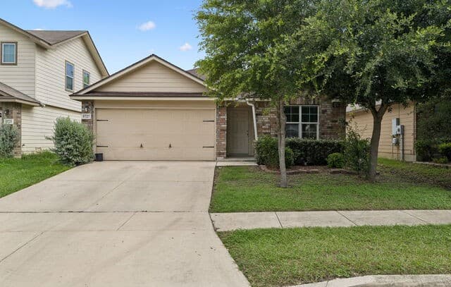 Home for sale at 5727 Medina Farm in San Antonio, TX — photo 2