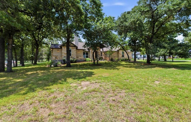 Home for sale at 125 N Tranquility Dr in La Vernia, TX — photo 5