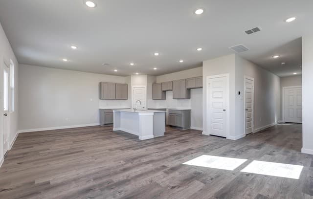Home for sale at 5526 Franklin Hills in Von Ormy, TX — photo 5