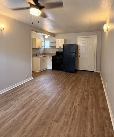 1-bedroom rental at 203 E Rosewood Unit 2 in San Antonio, TX — photo 5