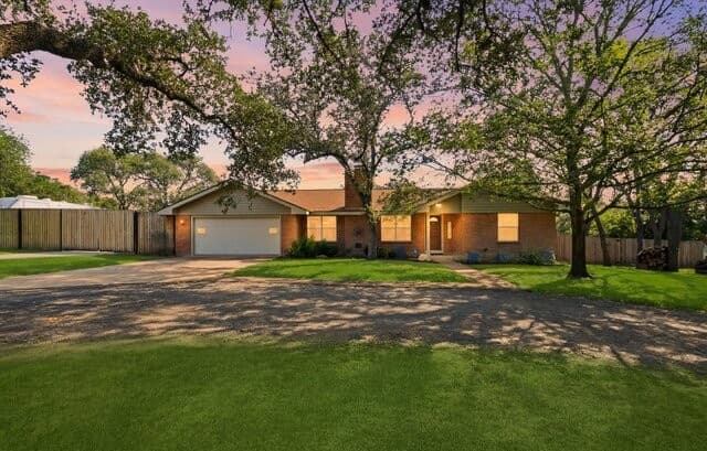 3-bedroom home for sale at 202 Mesa Alta St in San Antonio TX