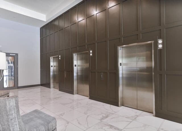 1-bedroom rental at 610 E Market St Unit 2904 in San Antonio, TX — photo 3