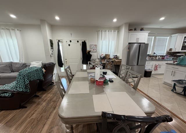 Home for sale at 12718 Middle Ln in San Antonio, TX — photo 5