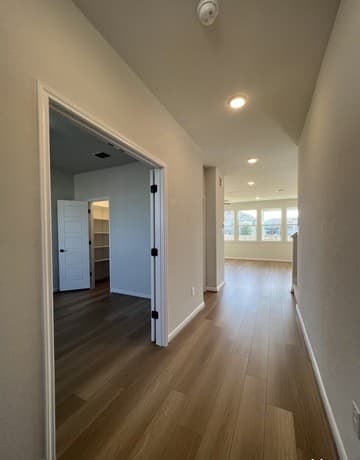 3-bedroom rental at 16630 Daylight Ln in Schertz, TX — photo 4