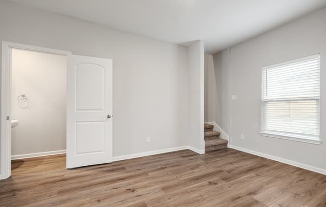 3-bedroom rental at 9234 Foxing Blfs in Converse, TX — photo 5