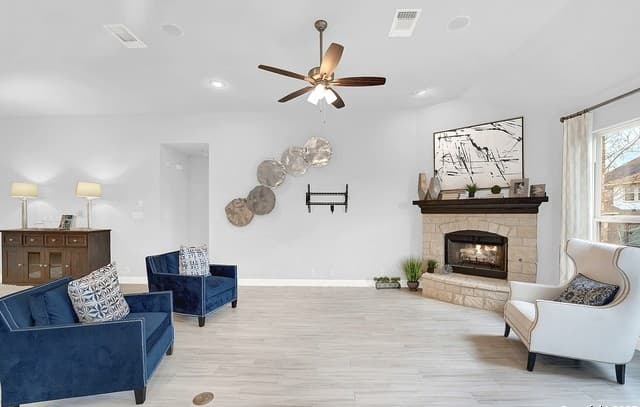 4-bedroom rental at 28726 Front Gate in Boerne, TX — photo 3