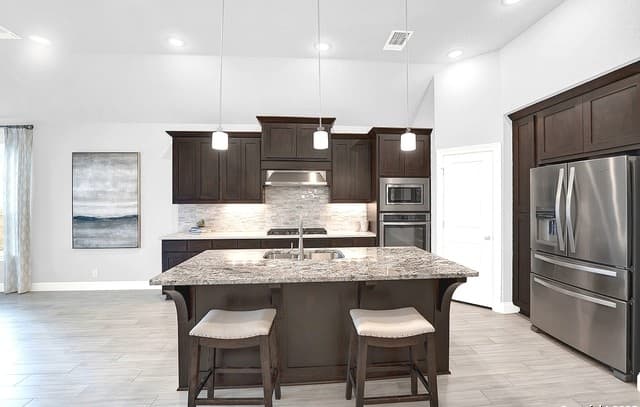 4-bedroom rental at 28726 Front Gate in Boerne, TX — photo 5