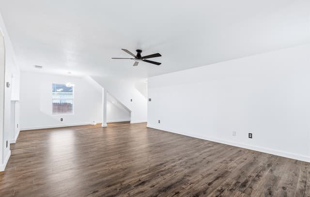 4-bedroom rental at 3504 Painted Riv in Selma, TX — photo 2