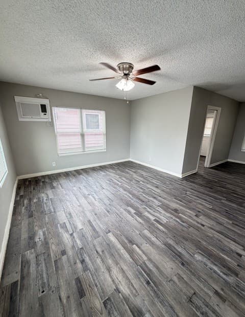 Home for sale at 107 Fran Fran in San Antonio, TX — photo 1