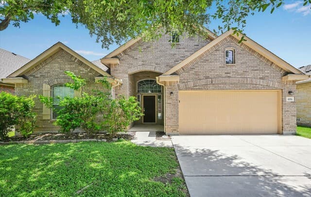 Home for sale at 606 Sea Headrig Dr in Cibolo, TX — photo 1