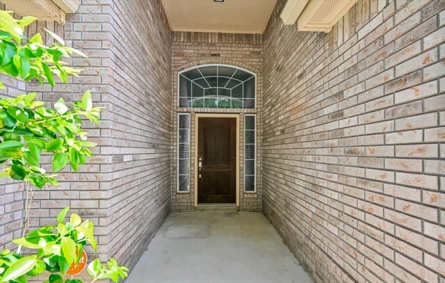 Home for sale at 606 Sea Headrig Dr in Cibolo, TX — photo 3