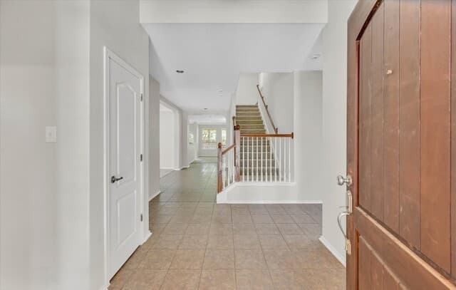 Home for sale at 606 Sea Headrig Dr in Cibolo, TX — photo 4
