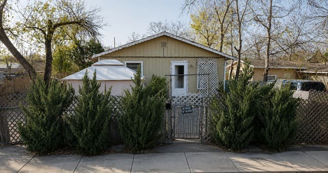 Home for sale at 811 Allende in San Antonio, TX — photo 1