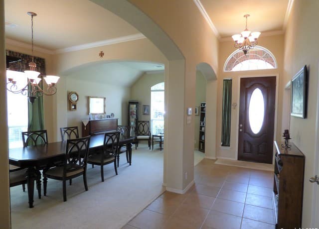 4-bedroom rental at 16114 Los Sedona in Helotes, TX — photo 5