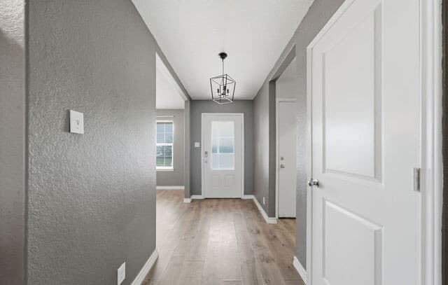 Home for sale at 4014 Fort Palmer Blvd in St Hedwig, TX — photo 2