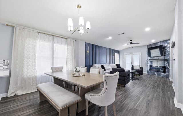 Home for sale at 13223 Camino Carlos in San Antonio, TX — photo 2