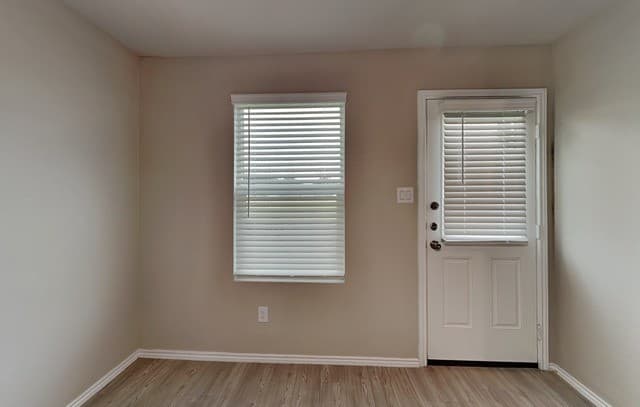 3-bedroom rental at 5546 Basil Chase in St Hedwig, TX — photo 4