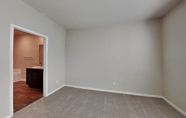 5-bedroom rental at 3022 Citron in Converse, TX — photo 5
