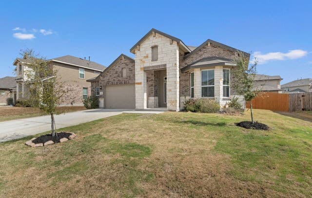 4-bedroom rental at 618 Bronze Stream in Cibolo, TX — photo 3