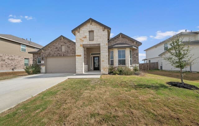 4-bedroom rental at 618 Bronze Stream in Cibolo, TX — photo 4