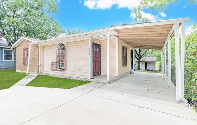 Home for sale at 2416 Arbor in San Antonio, TX — photo 3