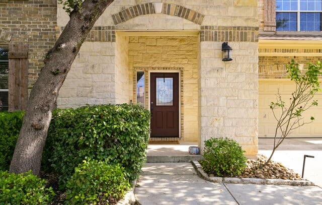 Home for sale at 8918 Cordes in Helotes, TX — photo 4