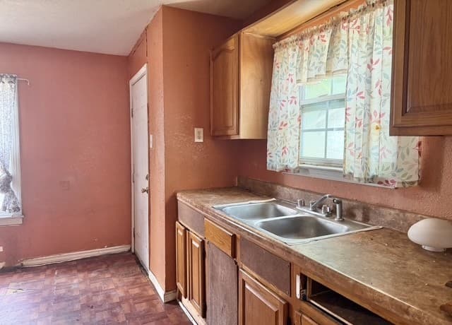 Home for sale at 219 Lyric St in San Antonio, TX — photo 3