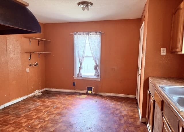 Home for sale at 219 Lyric St in San Antonio, TX — photo 4