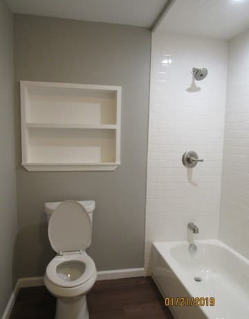 1-bedroom rental at 1024 W Woodlawn Ave Unit 6 in San Antonio, TX — photo 3