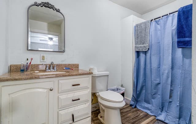 Home for sale at 210 Tedder St in San Antonio, TX — photo 3