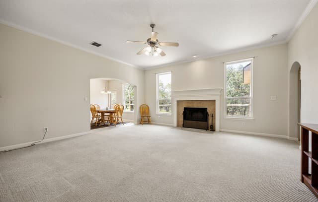 Home for sale at 1262 Morning Glory Ln in Adkins, TX — photo 2
