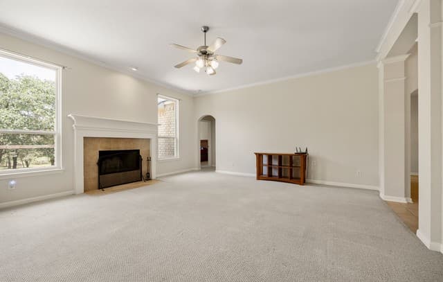 Home for sale at 1262 Morning Glory Ln in Adkins, TX — photo 4