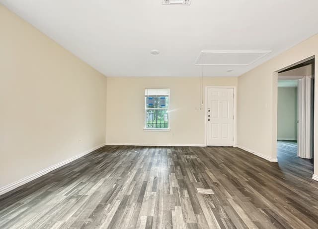 Home for sale at 3355 Martin Luther King Dr in San Antonio, TX — photo 2