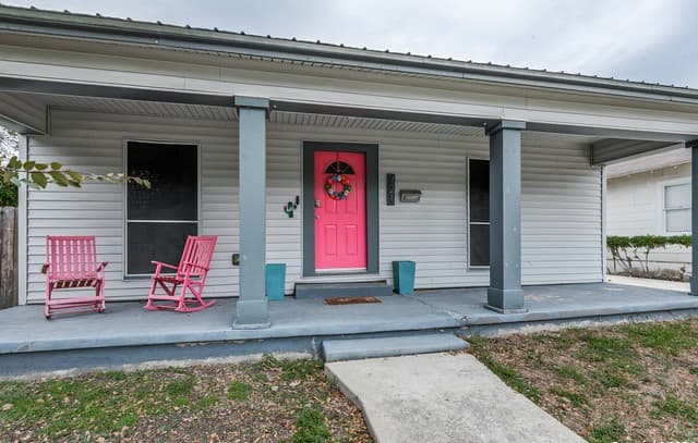 3-bedroom rental at 721 Elmwood Dr in San Antonio, TX — photo 3