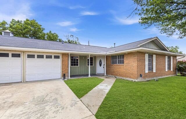 Home for sale at 4623 Old Coach Ln in San Antonio, TX — photo 2