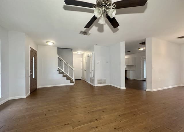 Home for sale at 2611 Lakehaven in San Antonio, TX — photo 4