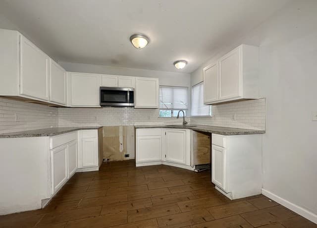 Home for sale at 2611 Lakehaven in San Antonio, TX — photo 5