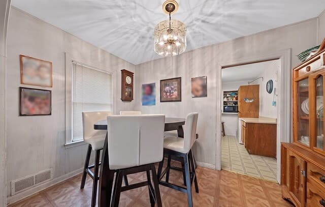 Home for sale at 1517 W Hollywood in San Antonio, TX — photo 5